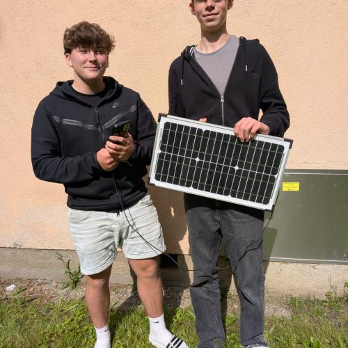 SV4